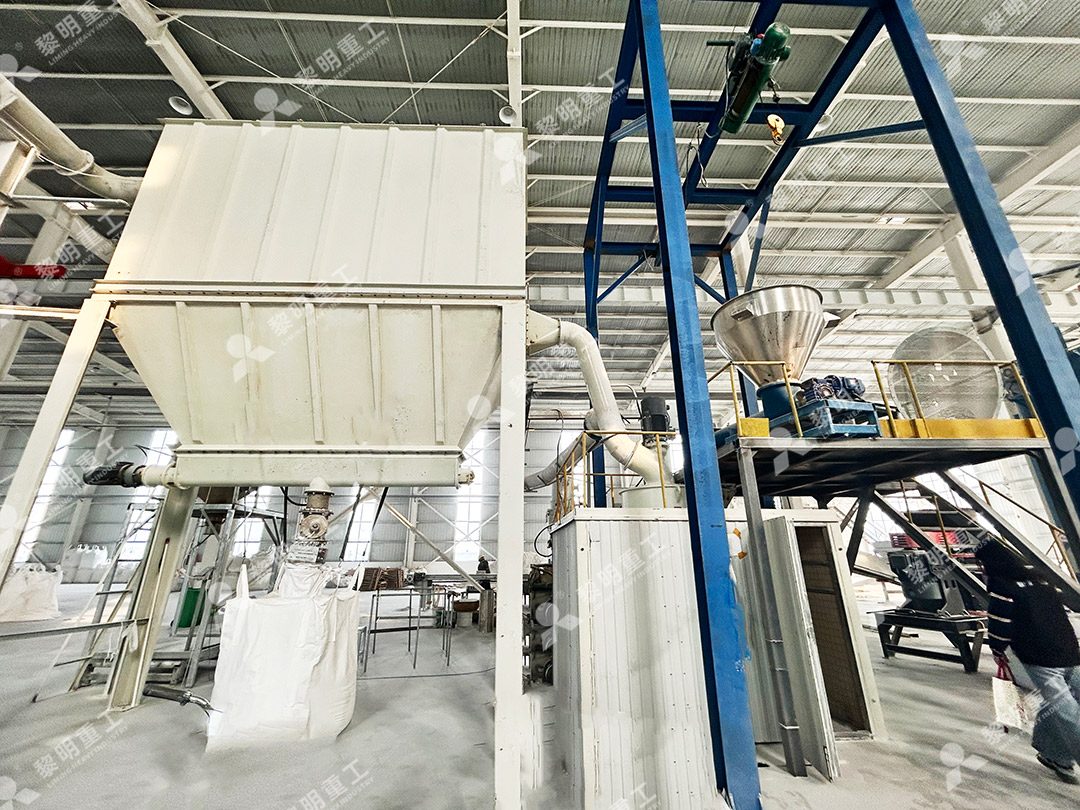 黎明重工MW800环辊微粉磨设备外观与结构