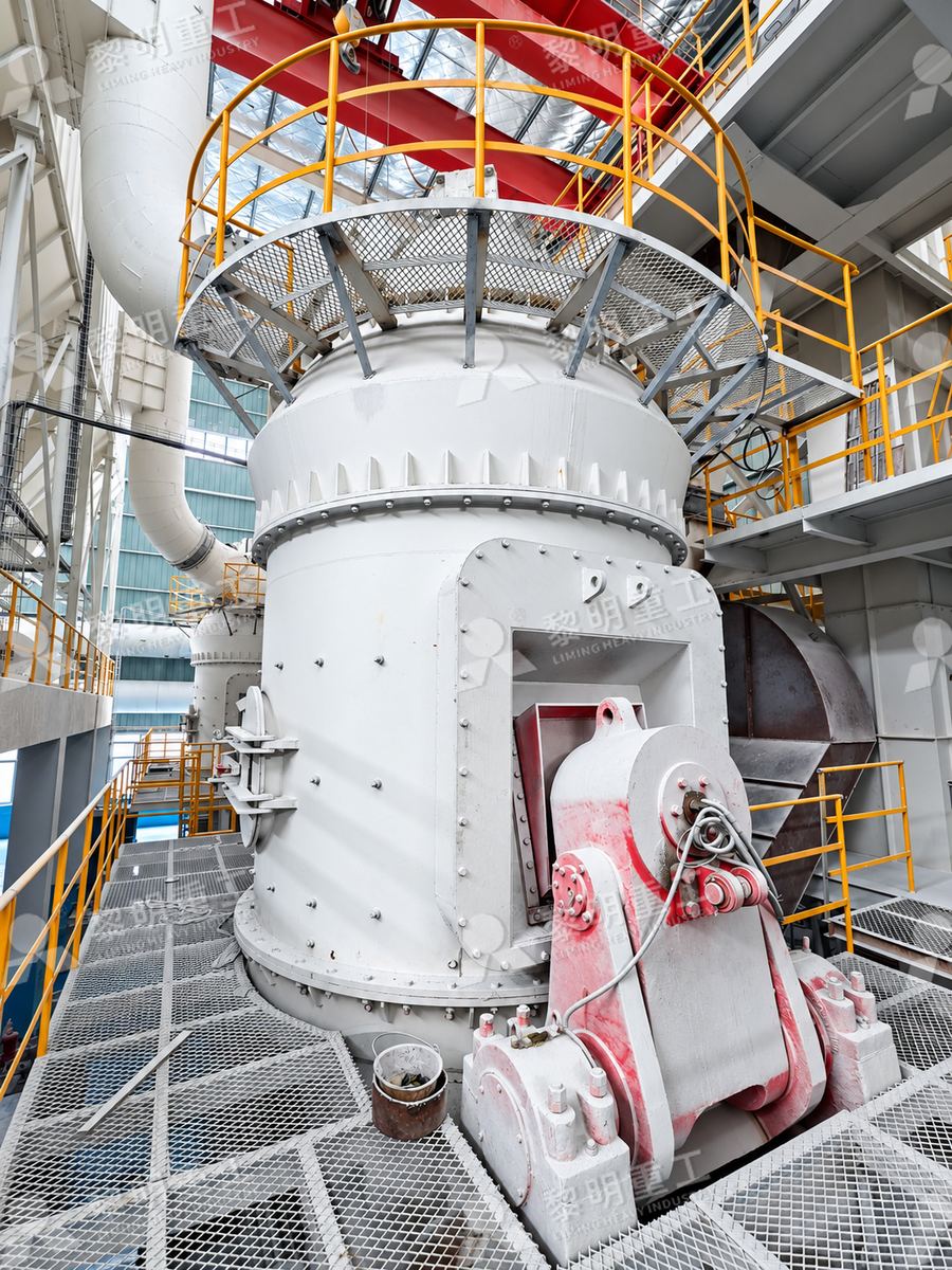 LM19-2K立式辊磨机主机摇臂加压机构与检修平台